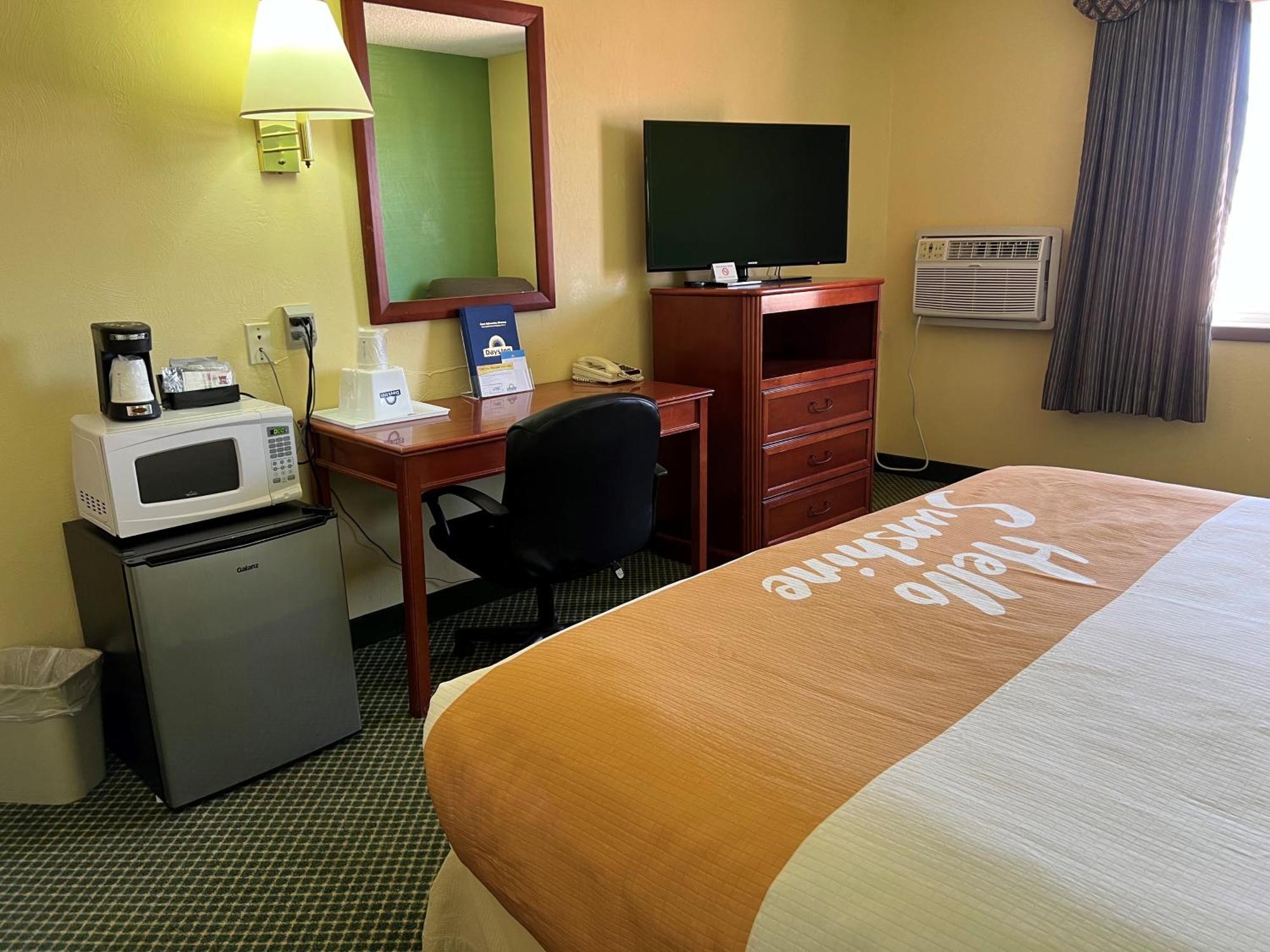 Days By Wyndham Hotel